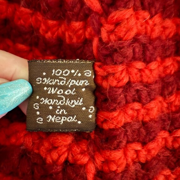 Tara Hand-Knit Wool Beanie With Crochet Floral Accent 100% Wool Made in Nepal - Picture 6 of 7